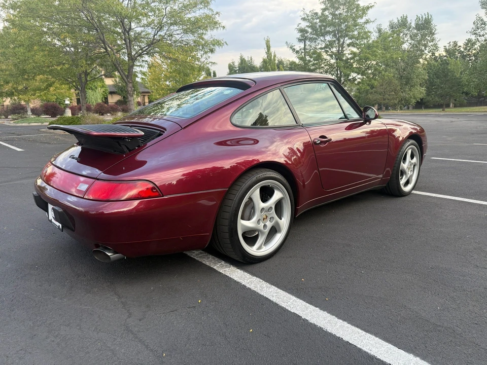1996 Porsche 993 Carrera - Image 12 of 31