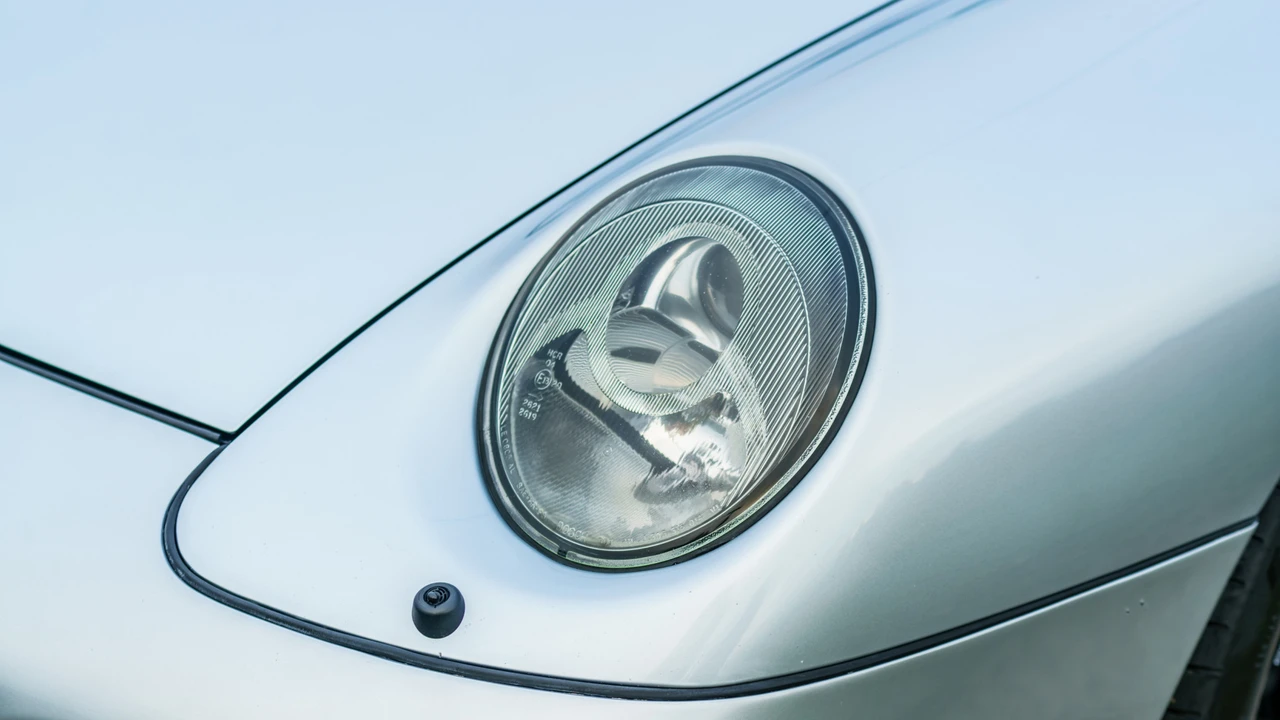 1996 Porsche 993 Carrera - Image 27 of 31