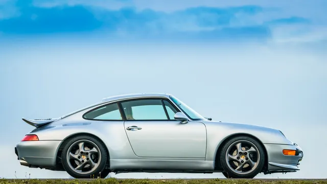 1996 Porsche 993 Carrera - Image 2 of 31