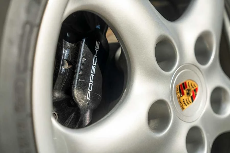1996 Porsche 993 Carrera - Image 14 of 31