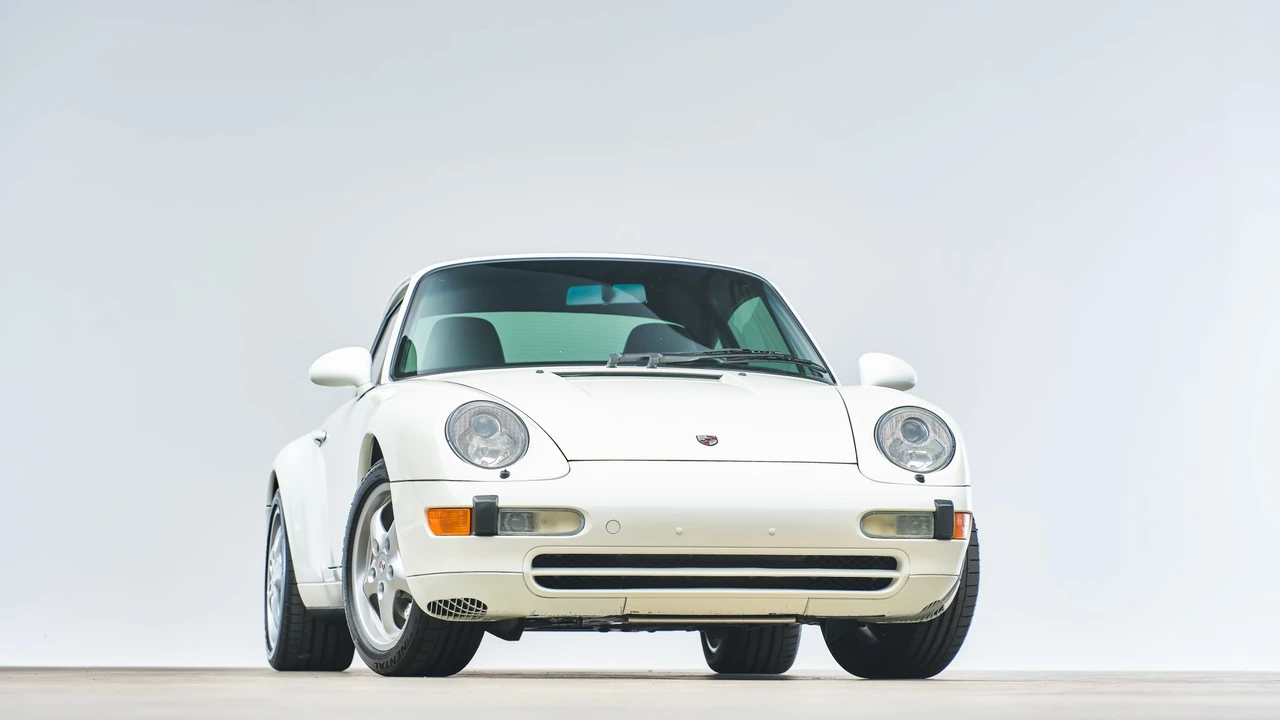 1996 Porsche 993 Carrera - Image 2 of 31