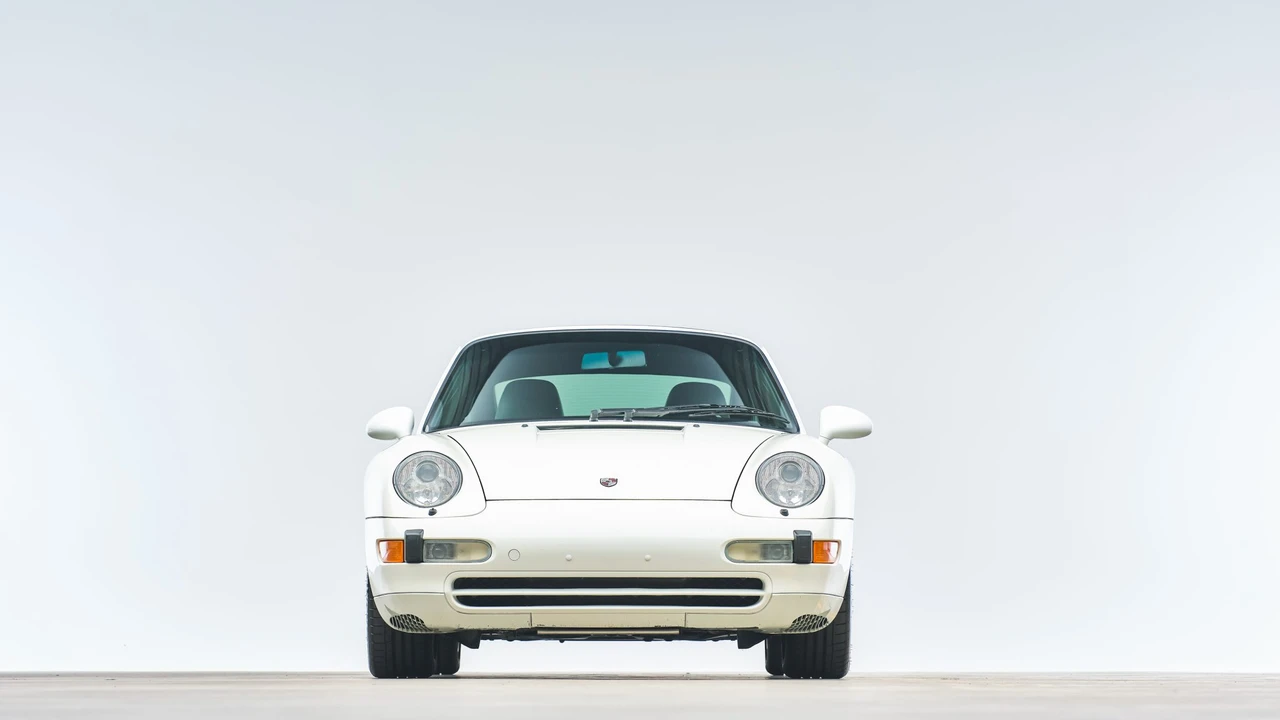 1996 Porsche 993 Carrera - Image 9 of 31