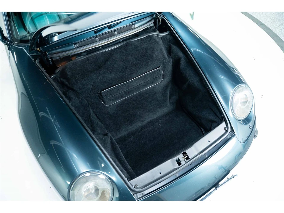 1996 Porsche 993 Carrera - Image 29 of 31
