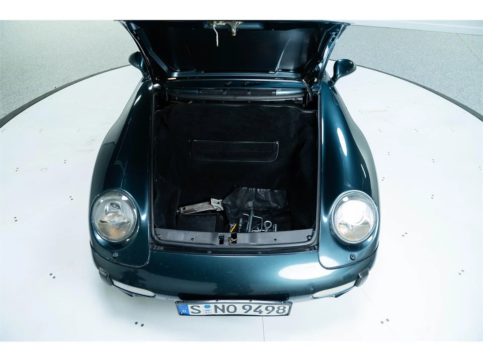1996 Porsche 993 Carrera - Image 24 of 31