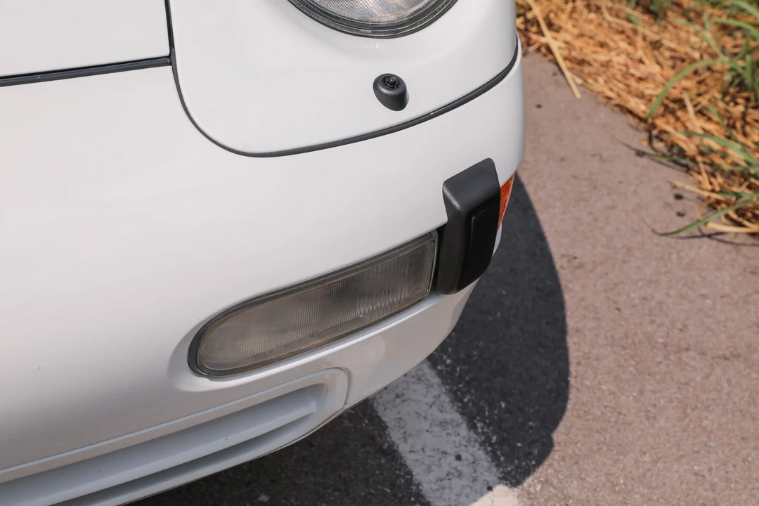 1996 Porsche 993 Carrera - Image 11 of 31