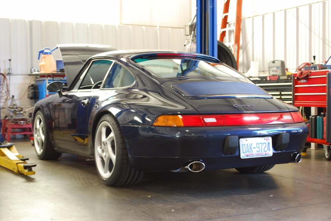 1996 Porsche 993 Carrera - Image 9 of 31
