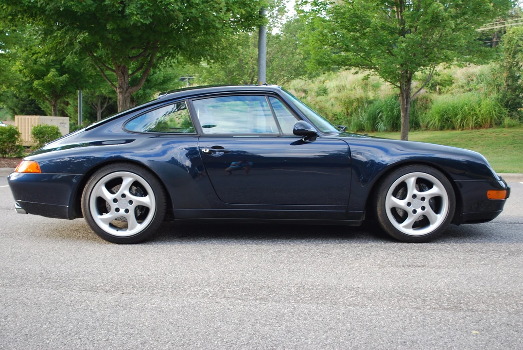 1996 Porsche 993 Carrera - Image 2 of 31