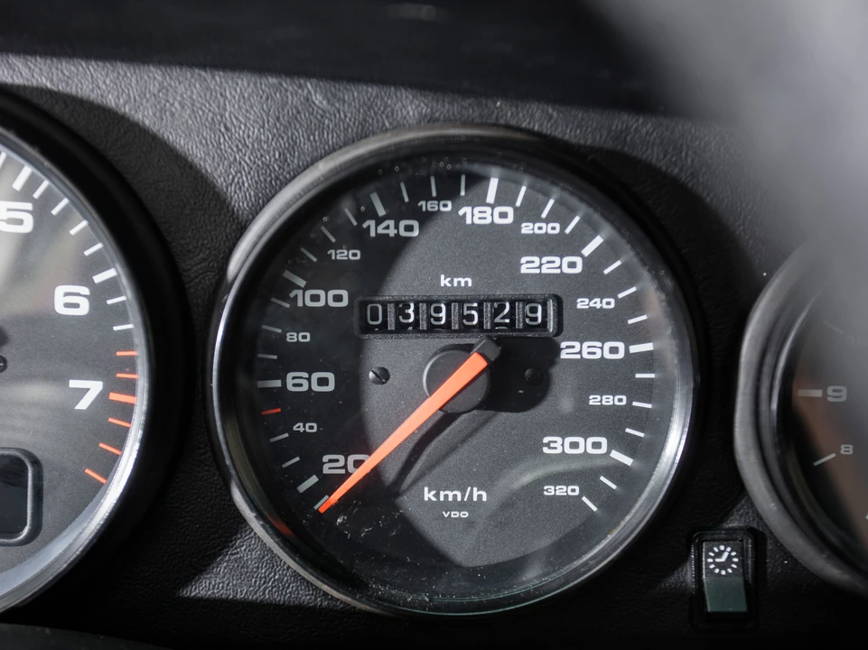 1996 Porsche 993 GT2 - Image 19 of 31