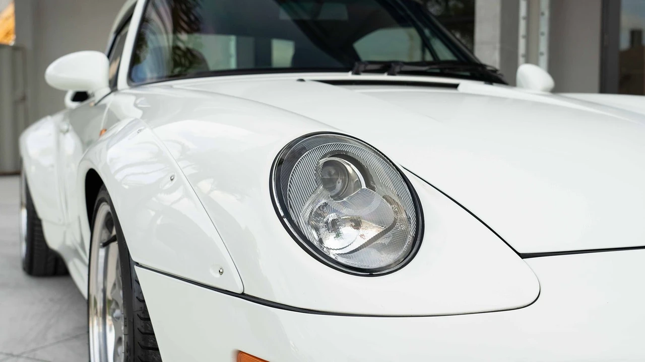 1996 Porsche 993 GT2 - Image 27 of 31