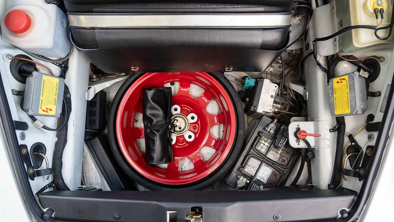 1996 Porsche 993 GT2 - Image 11 of 31