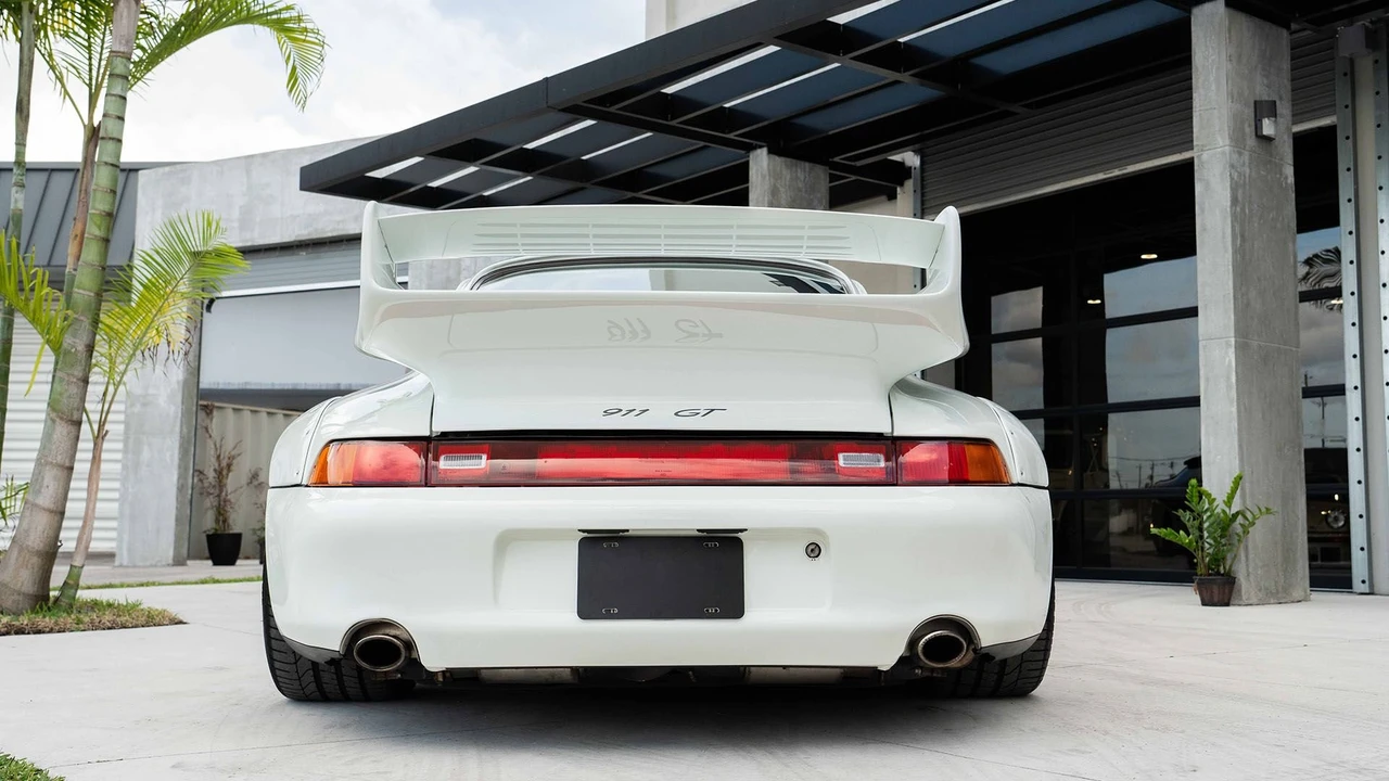 1996 Porsche 993 GT2 - Image 13 of 31