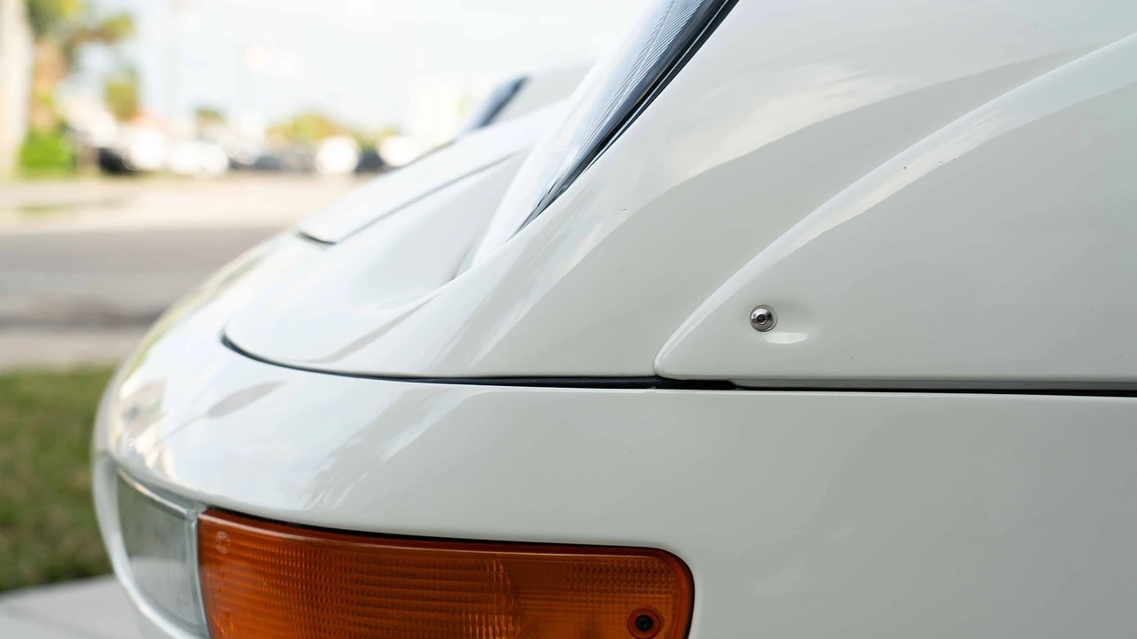 1996 Porsche 993 GT2 - Image 28 of 31