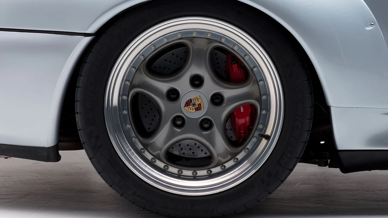 1996 Porsche 993 GT2 - Image 21 of 31