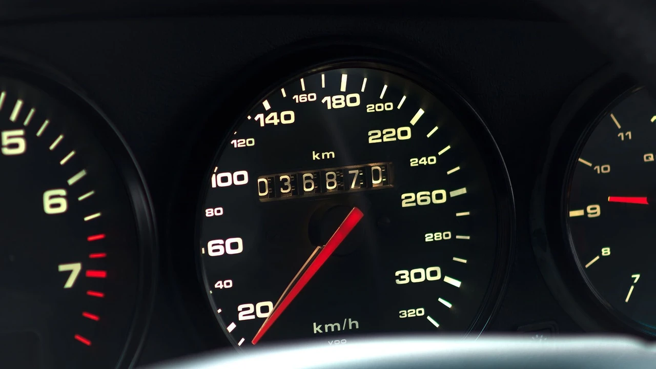 1996 Porsche 993 GT2 - Image 27 of 31