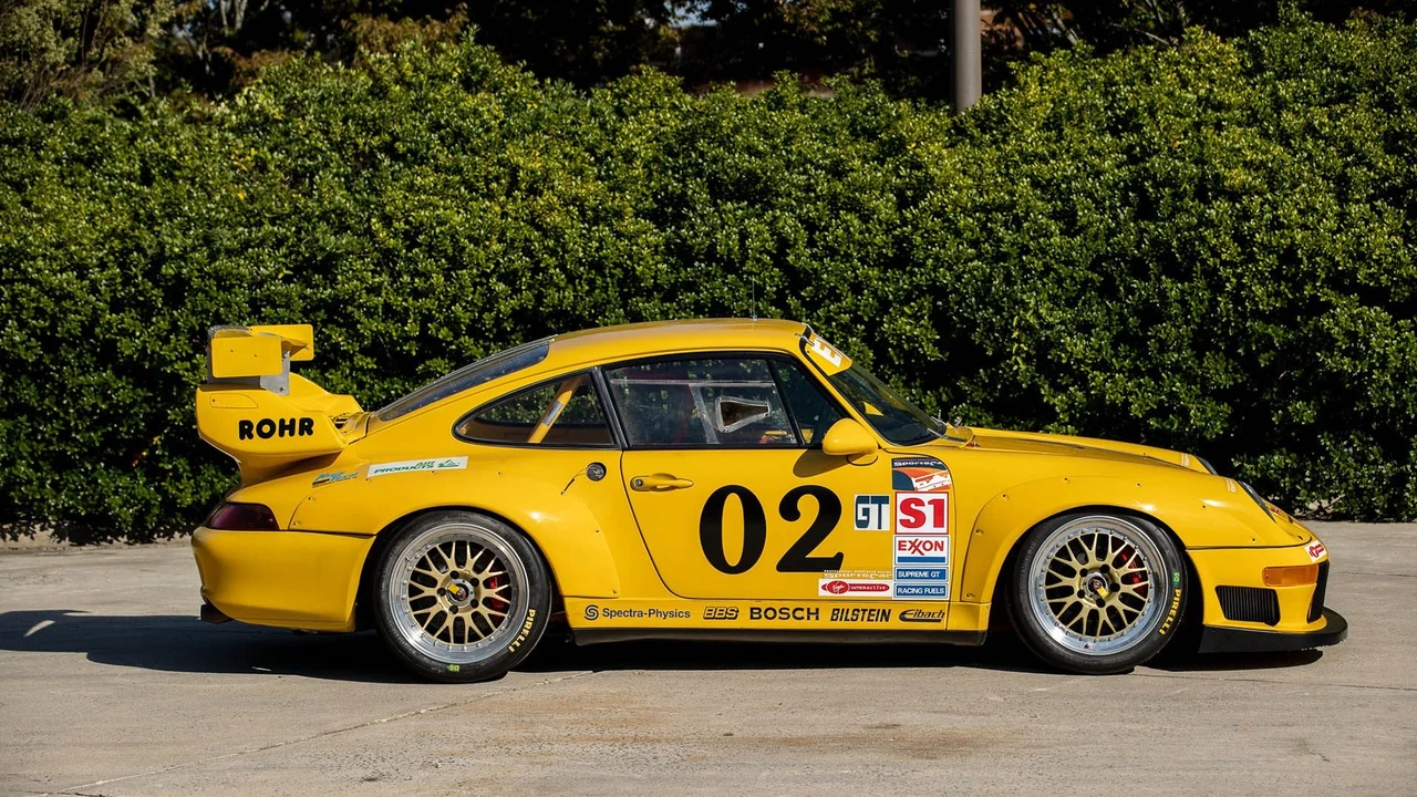 1996 Porsche 993 GT2 - Image 2 of 31