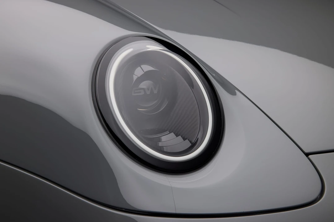 1996 Porsche Reimagined by Singer - Image 20 of 31
