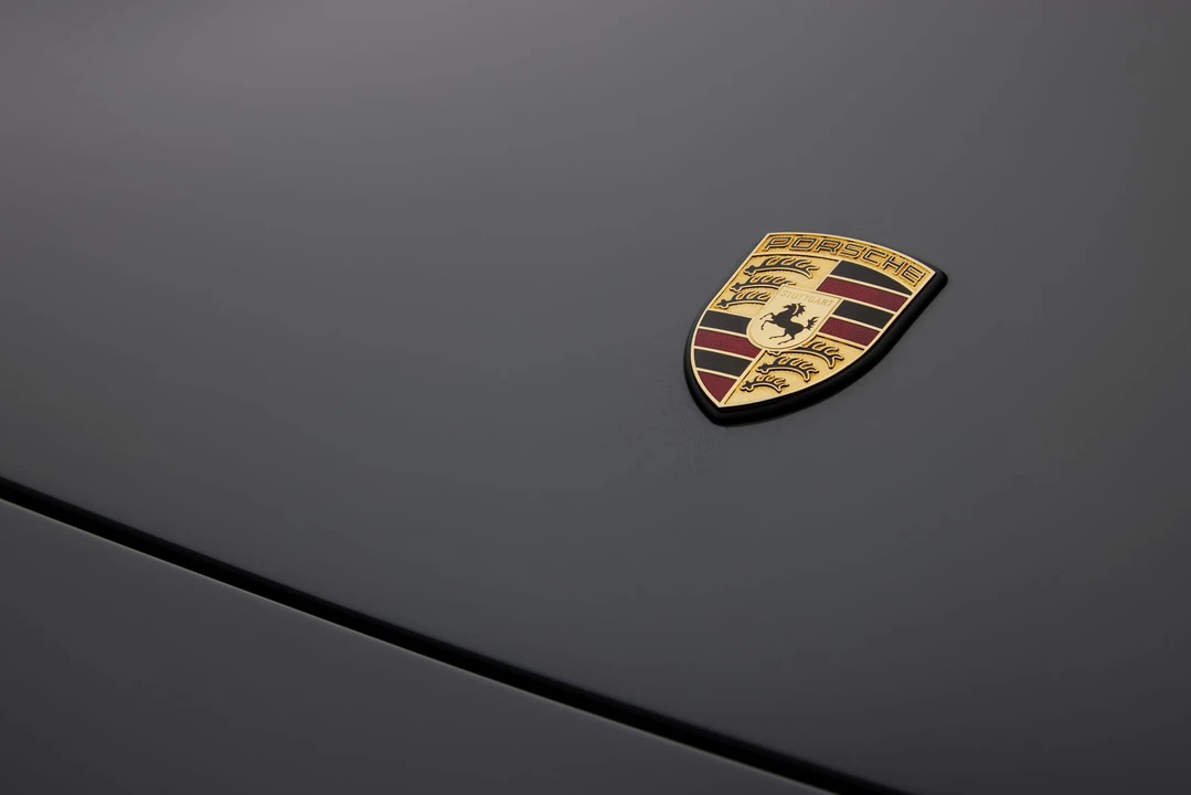 1996 Porsche Reimagined by Singer - Image 22 of 31