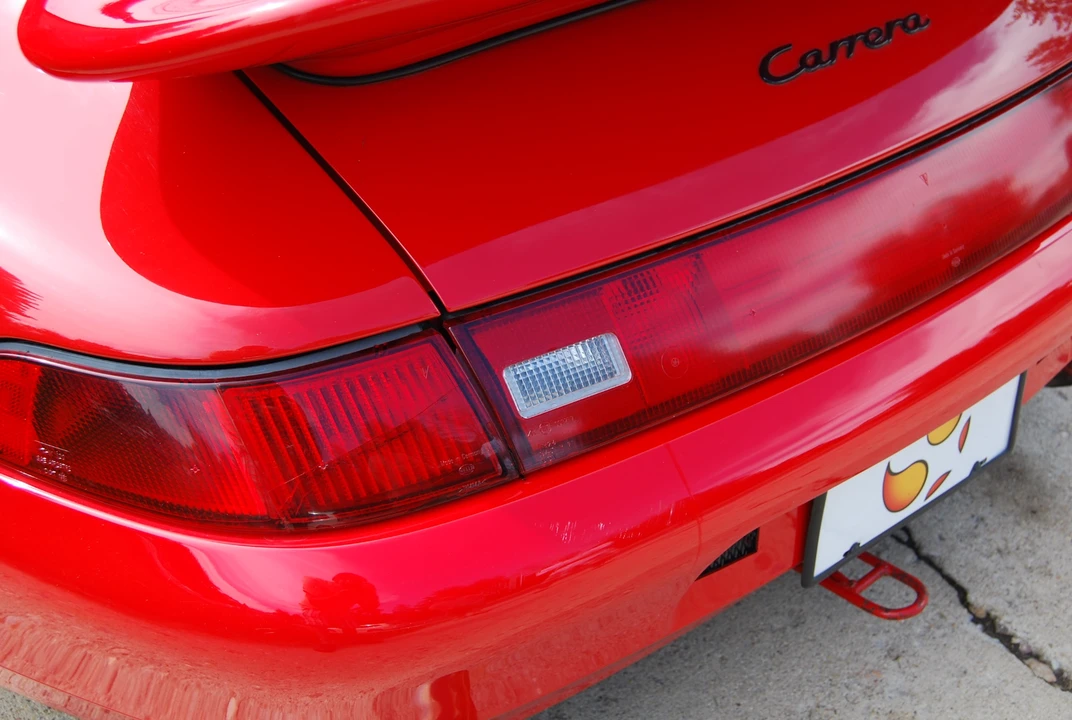 1996 Porsche 993 Carrera - Image 9 of 31