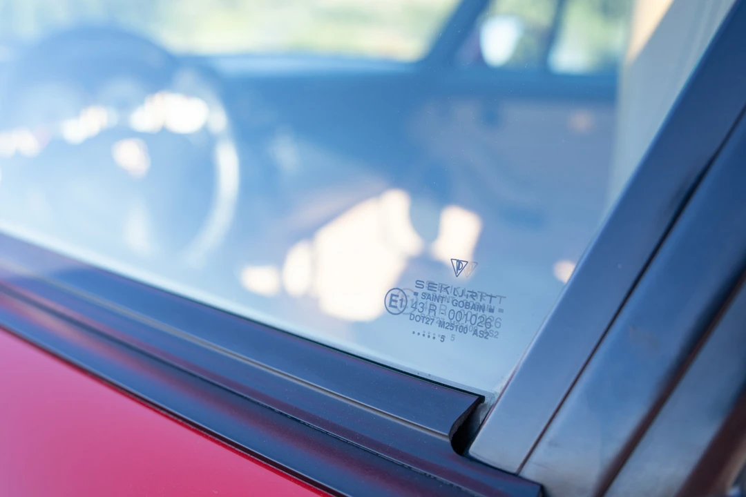 1996 Porsche 993 Turbo - Image 29 of 31