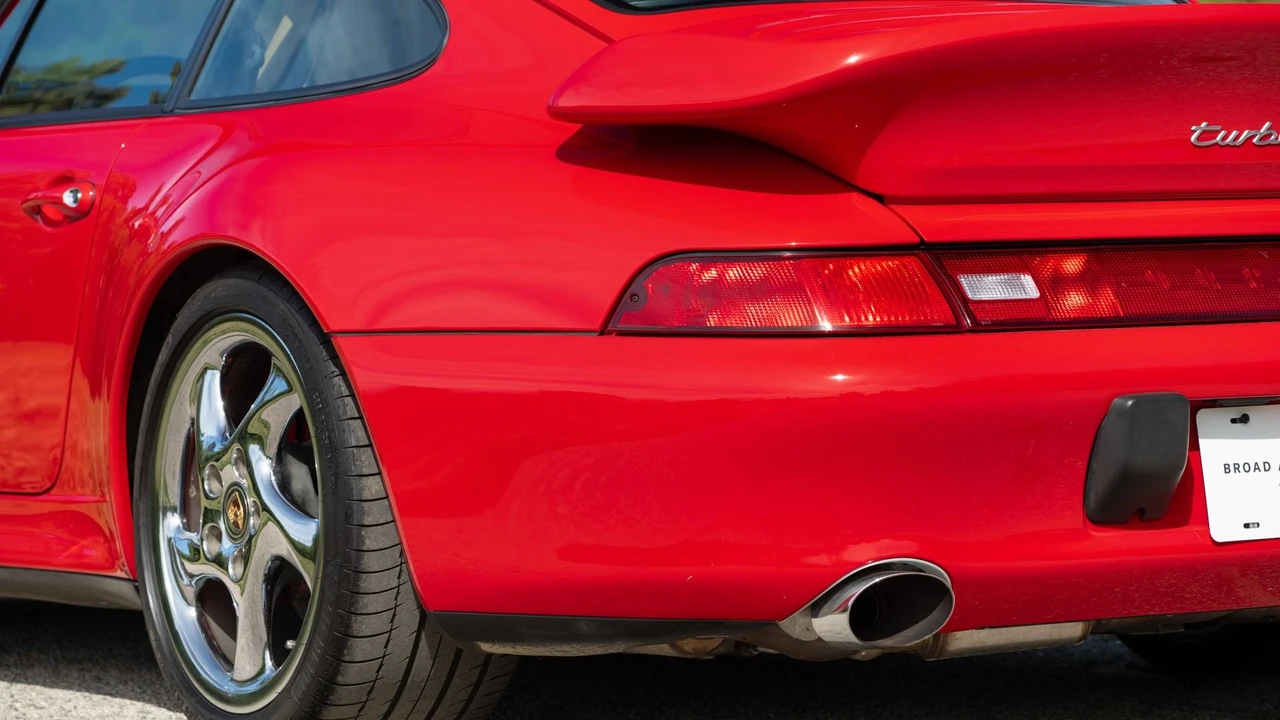 1996 Porsche 993 Turbo - Image 26 of 31