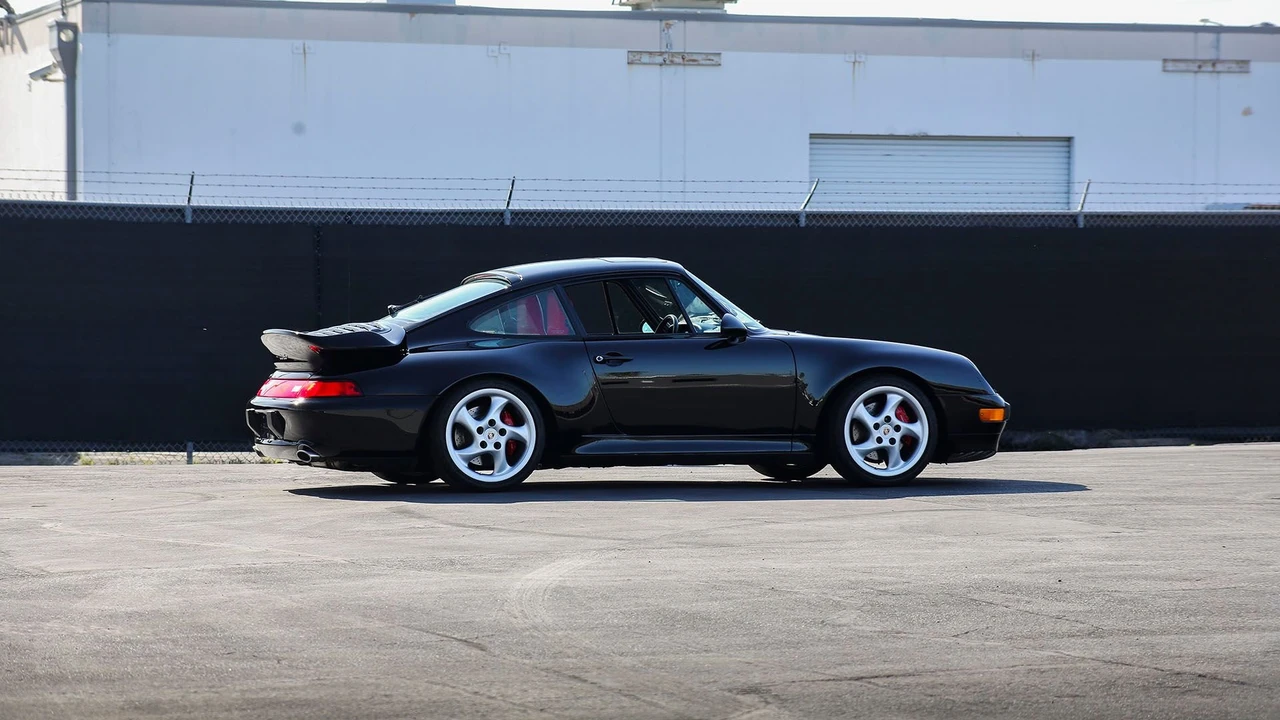 1996 Porsche 993 Turbo - Image 9 of 31