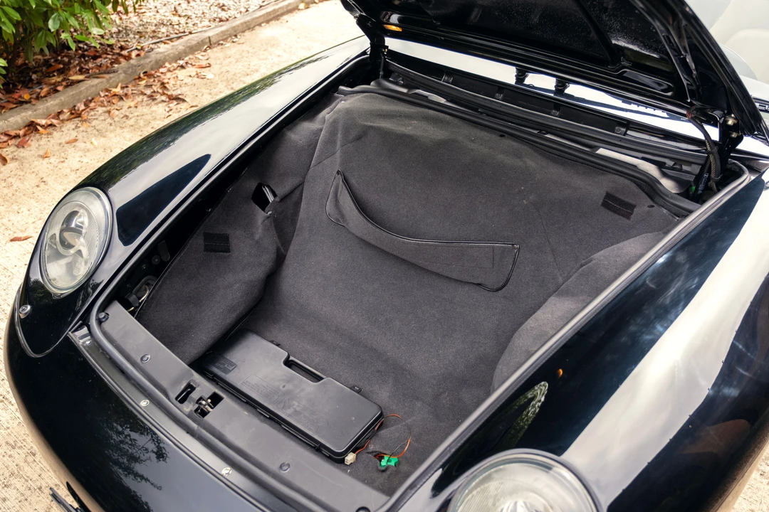 1996 Porsche 993 Carrera 4 - Image 29 of 31
