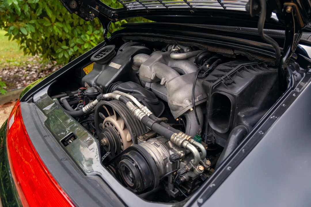 1996 Porsche 993 Carrera 4 - Image 3 of 31