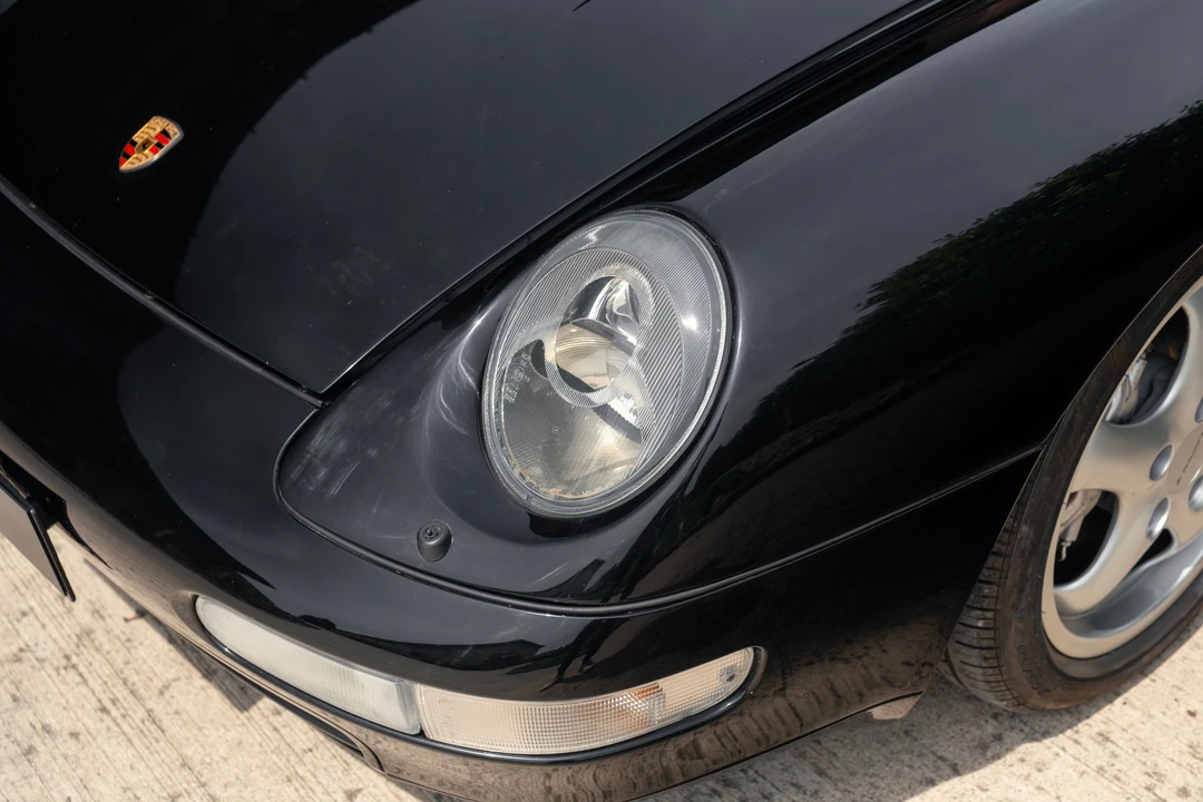 1996 Porsche 993 Carrera 4 - Image 14 of 31