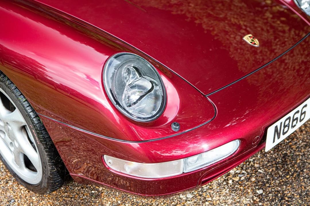 1996 Porsche 993 Carrera 4 - Image 10 of 23