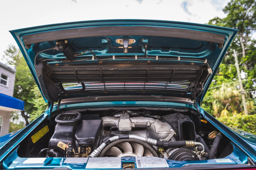 1996 Porsche 993 Carrera 4 - Image 22 of 31