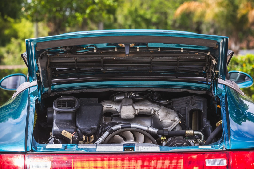 1996 Porsche 993 Carrera 4 - Image 23 of 31