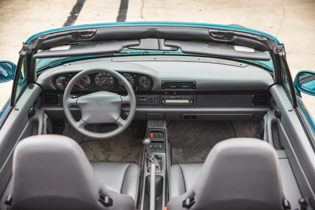 1996 Porsche 993 Carrera 4 - Image 5 of 31