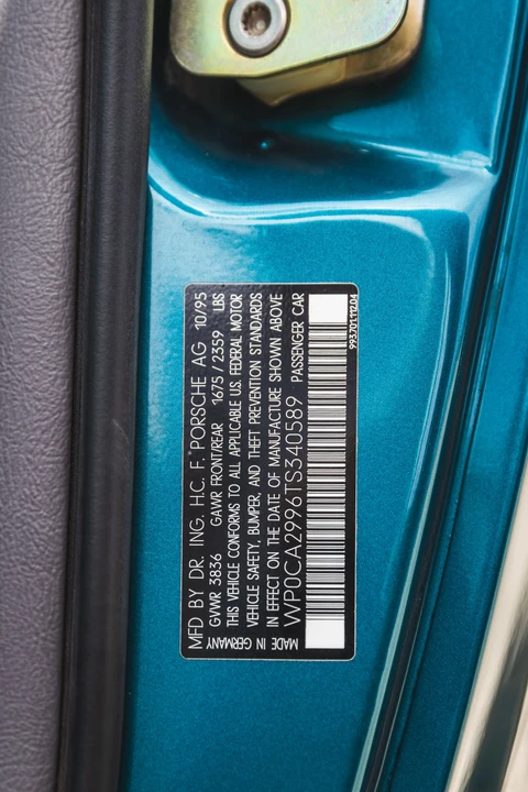 1996 Porsche 993 Carrera 4 - Image 19 of 31