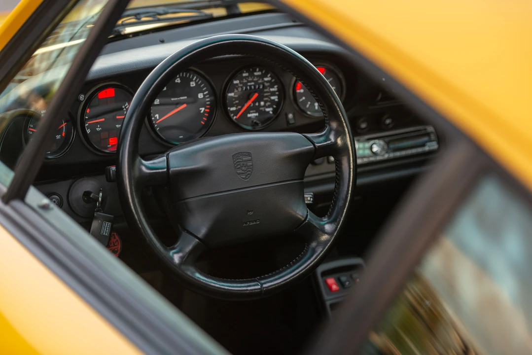 1996 Porsche 993 Carrera - Image 23 of 31