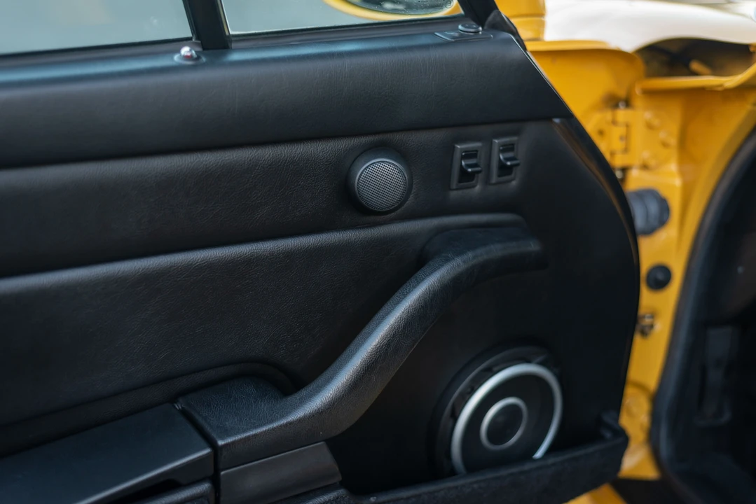 1996 Porsche 993 Carrera - Image 12 of 31
