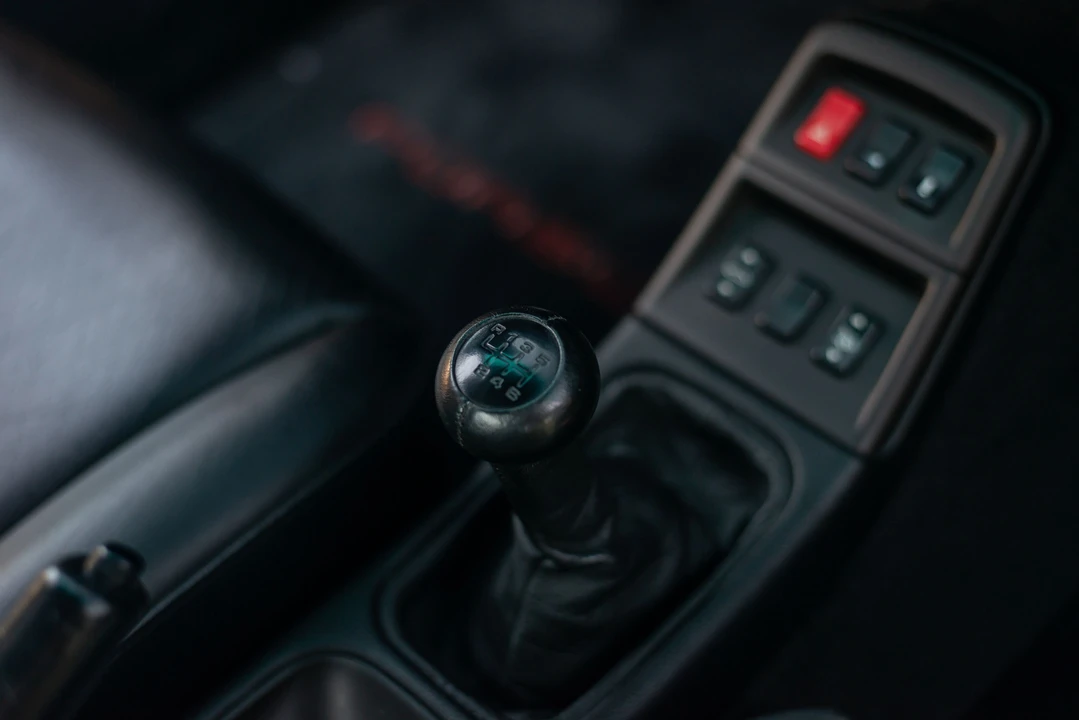 1996 Porsche 993 Carrera - Image 9 of 31
