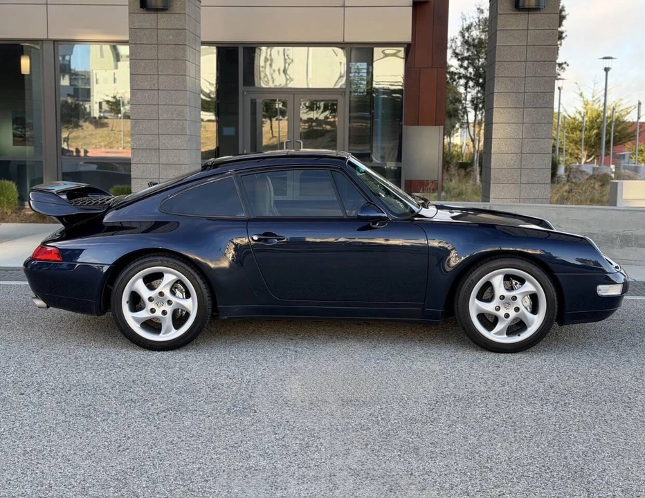 1996 Porsche 993 Carrera - Image 5 of 25