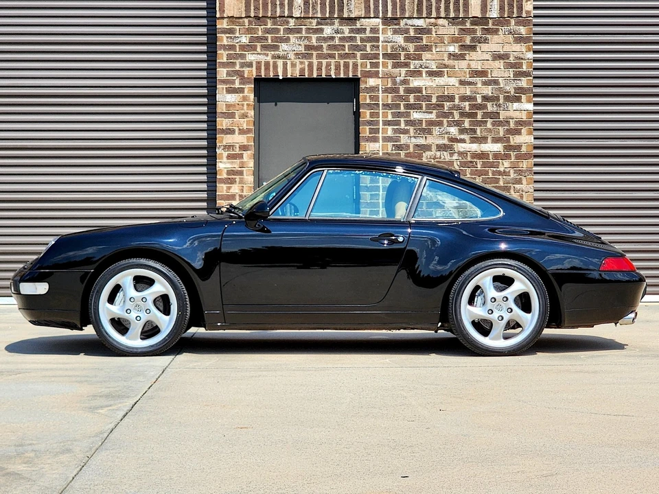 1996 Porsche 993 Carrera - Image 2 of 31