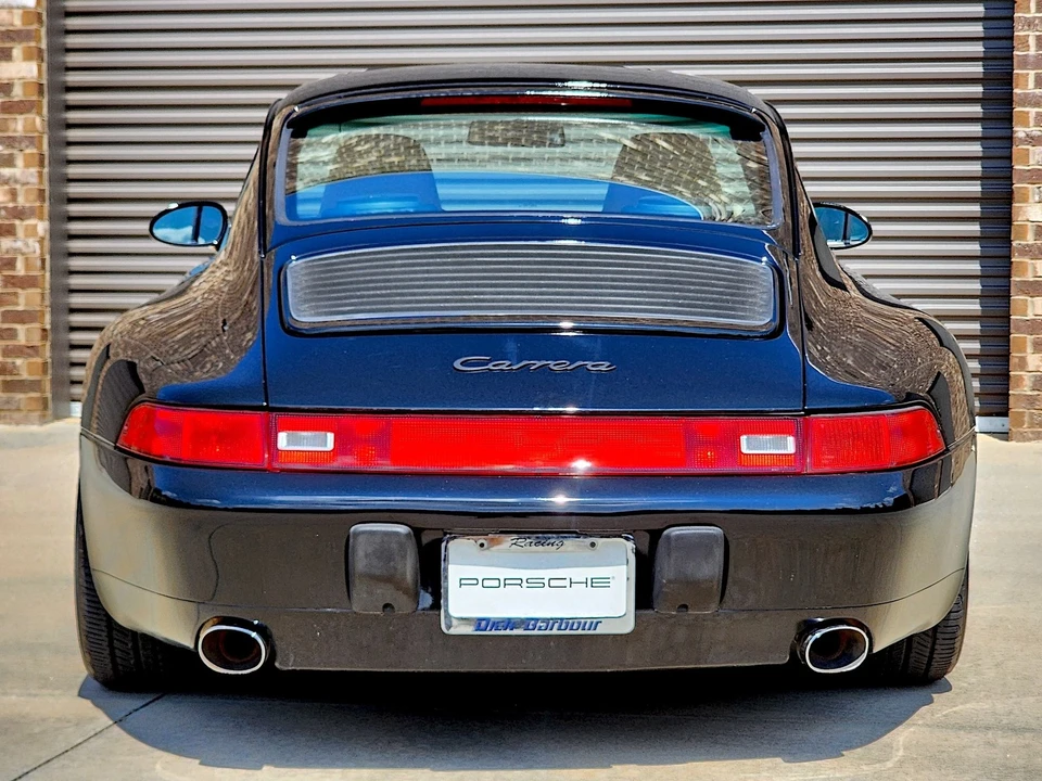 1996 Porsche 993 Carrera - Image 8 of 31
