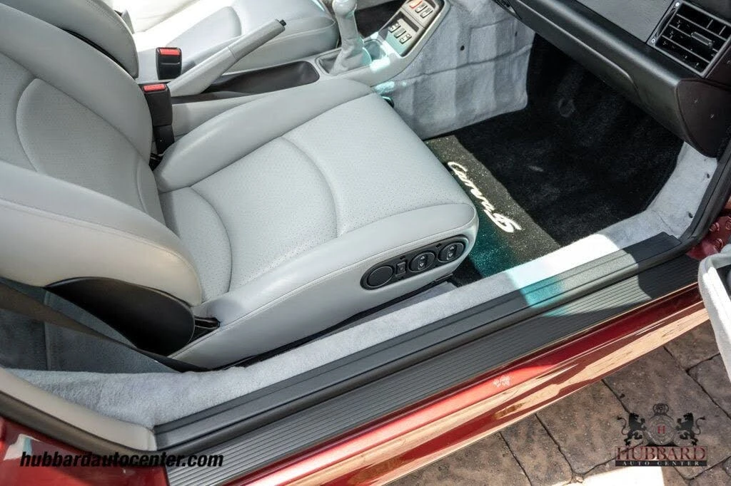 1996 Porsche 993 Carrera - Image 25 of 31