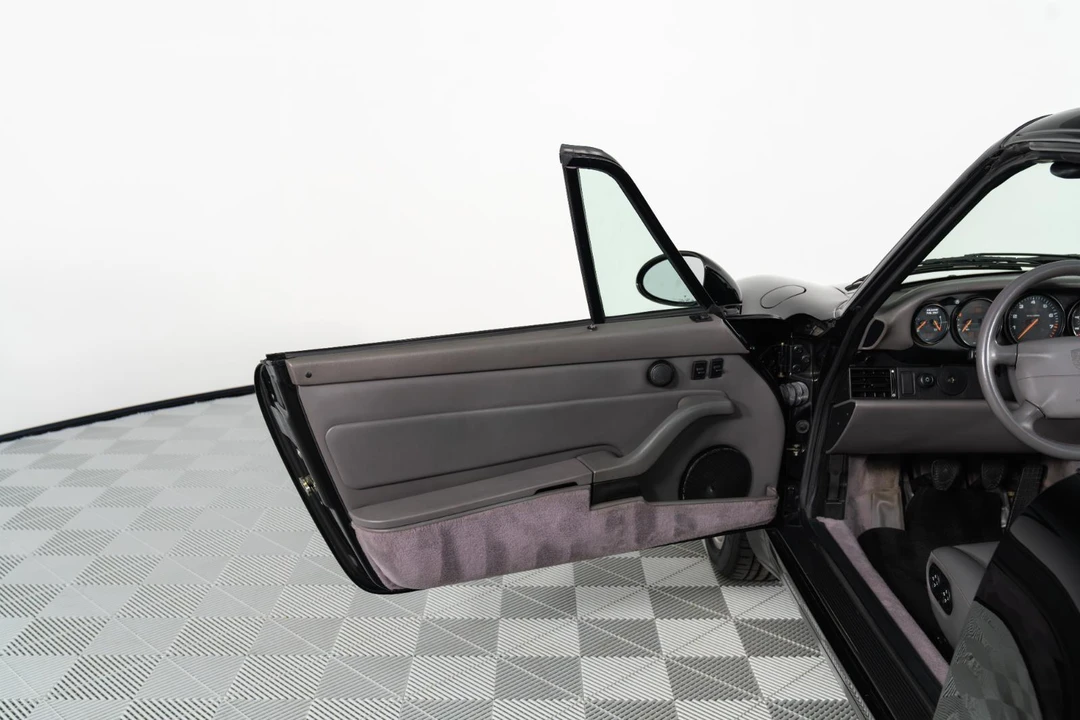1996 Porsche 911 - Image 27 of 31
