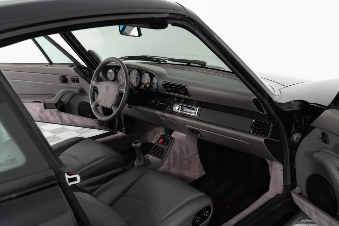 1996 Porsche 911 - Image 9 of 31