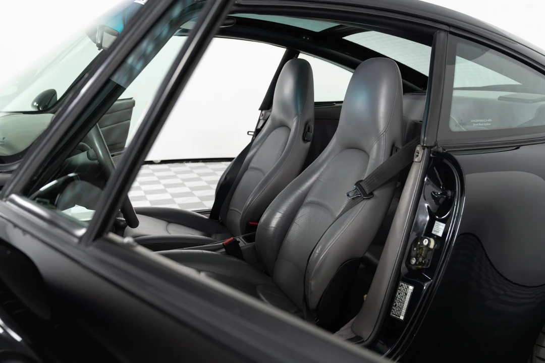 1996 Porsche 911 - Image 4 of 31
