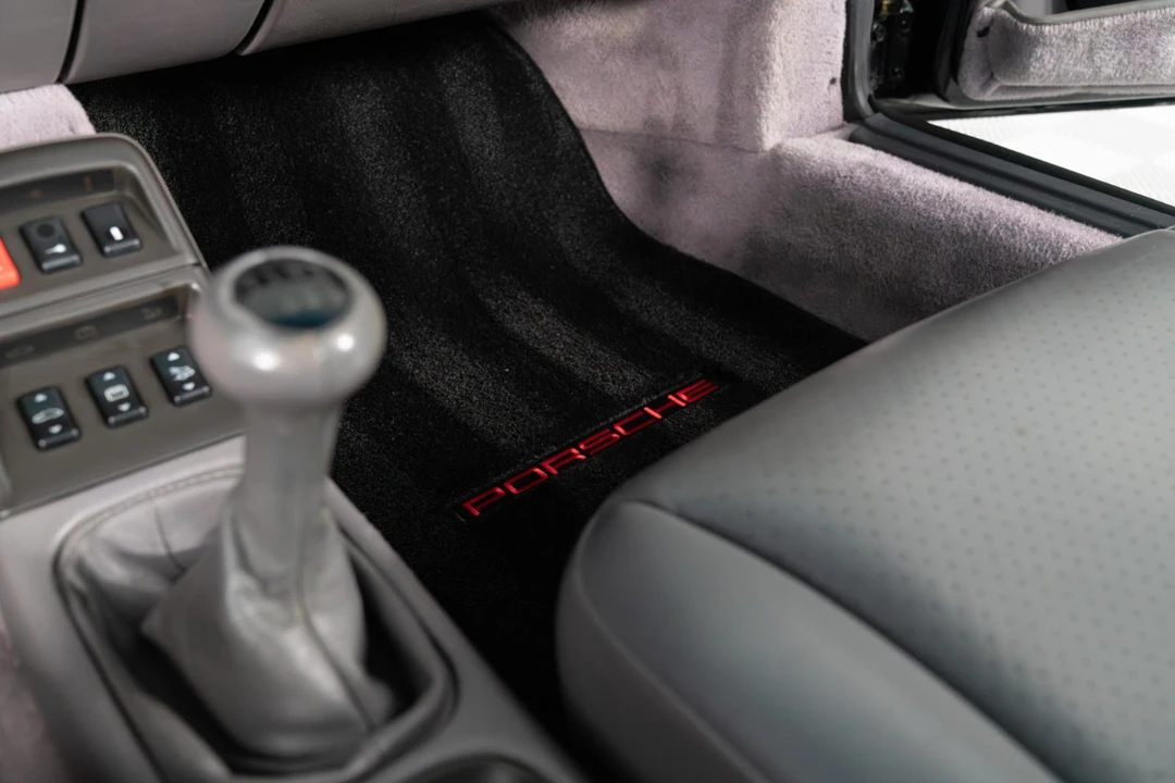 1996 Porsche 911 - Image 12 of 31