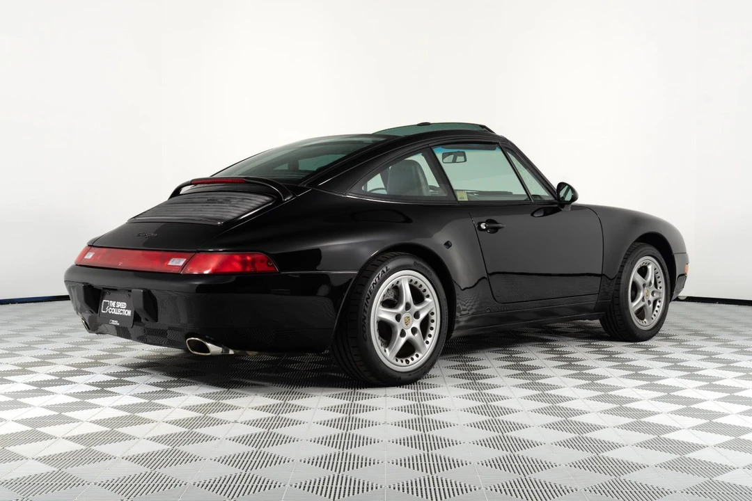 1996 Porsche 911 - Image 8 of 31
