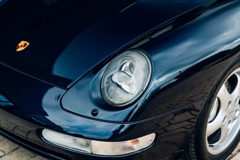 1996 Porsche 993 Carrera 4 - Image 8 of 20