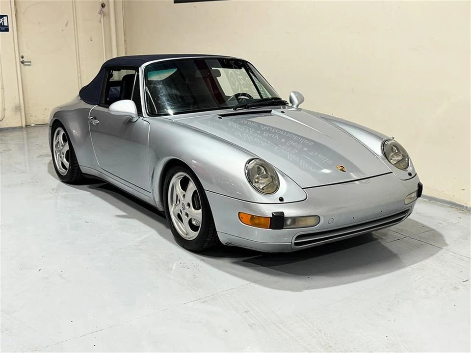1996 Porsche 993 Carrera - Image 15 of 31