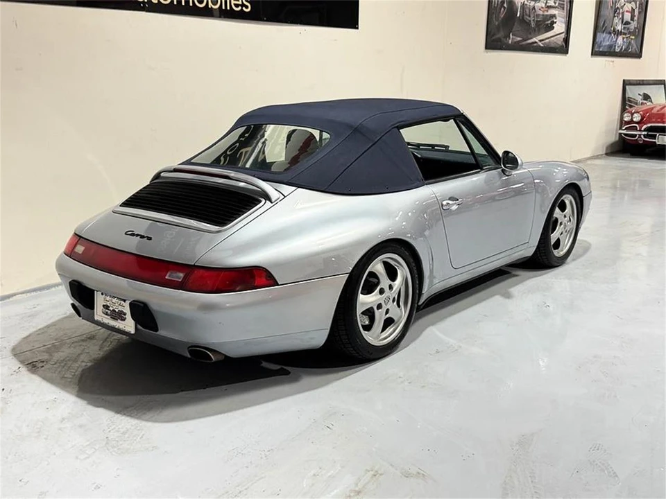 1996 Porsche 993 Carrera - Image 16 of 31