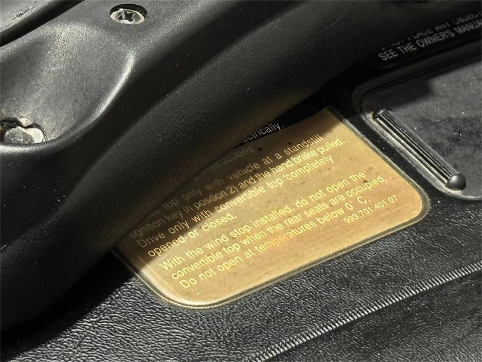 1996 Porsche 993 Carrera - Image 14 of 31