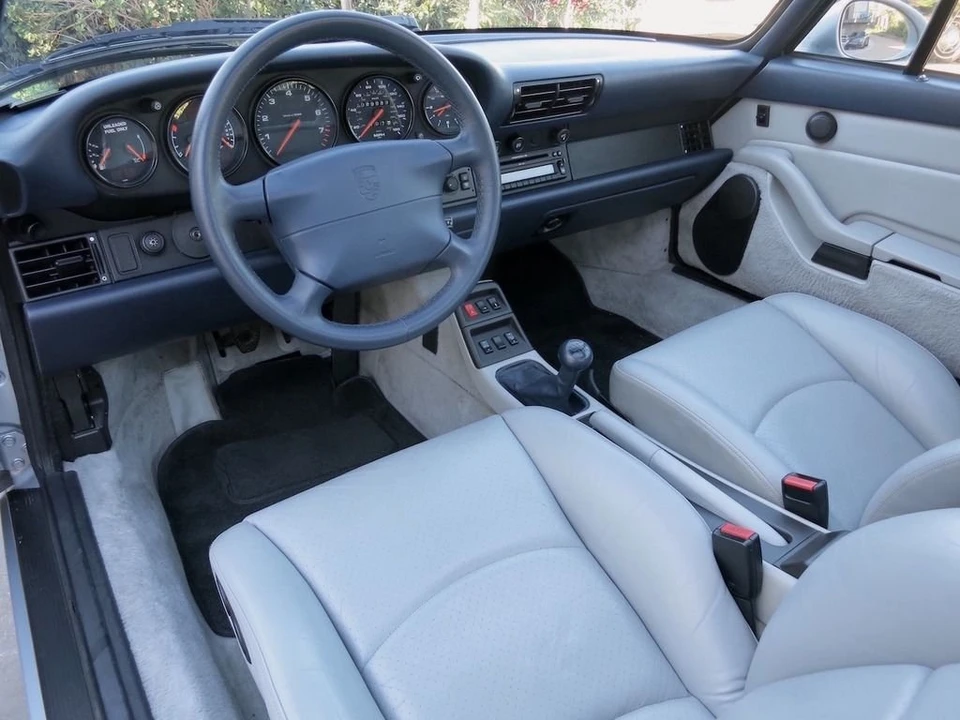 1996 Porsche 993 Carrera - Image 9 of 31
